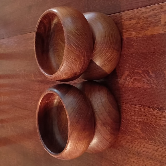 Genuine Goodwood Teak Wood Salad Bowls - Picture 5 of 5